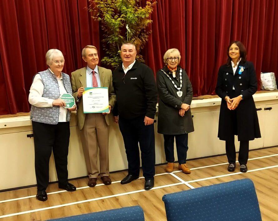 Mr Paul Ashman, Community Engagement Manager for idverde, presents idverde plaque to Elaine and Paul Bancroft who are proactive villagers in Urchfont.  They are watched by Dr Olivia Chapple OBE EMH, High Sheriff of Wiltshire, and Cllr Bridget Wayman, Chairman of Wiltshire Council.